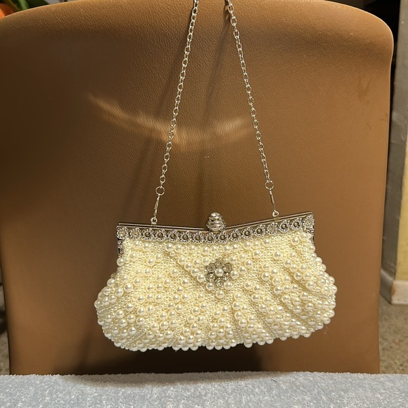 Pearls beaded evening bag - Picture 3 of 9